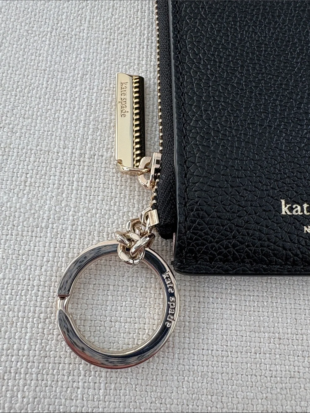 kate spade Margaux Black Zip Card Holder. NWT
